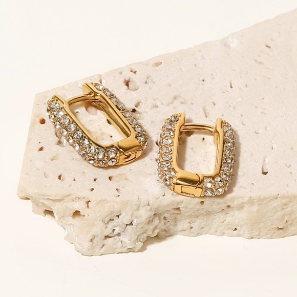 U Shaped Pave Zirconia Hoop Earrings 18K Gold Plated Stainles Steel - Picture 6 of 7